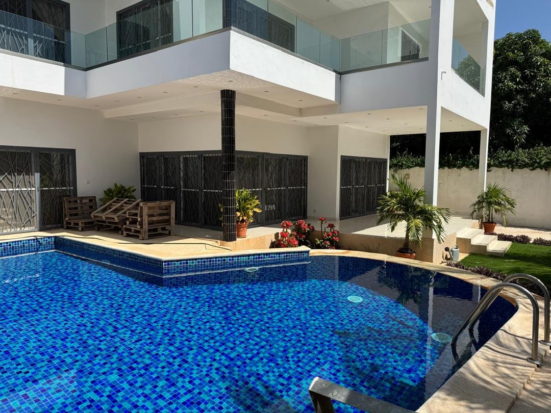 Villa de prestige R+2 à Saly — photo 5